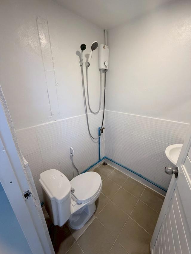 อพาร์ทเม้นท์ ถนนกาญจนาภิเษก 7