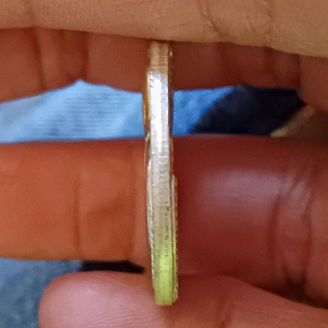 เหรียญพระมหาชนก เนื้อสามกษัตริย์ ปี 2548 3