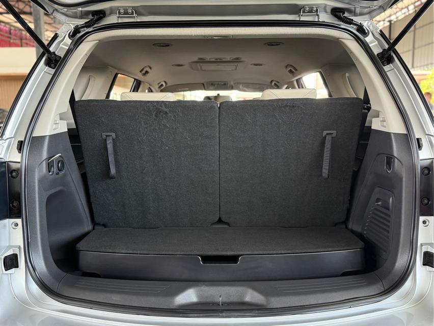 รหัสรถ WRT7726 2013 ISUZU MU-X, 3.0 (DVD Navi) โฉม ปี13-20 สีเทา จดทะเบียนปี2014 15