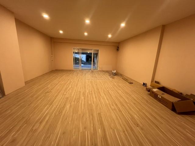 ให้เช่าโฮมออฟฟิศ 4.5 ชั้น 6 ห้องนอน ซอยวิภาวดี 22 ปรับปรุงใหม่สไตล์มินิมอล ด้านหลังติดรั้วการบินไทย เหมาะทำ b&b, สำนักงา 2