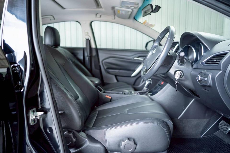 MG 5 1.5 X SUNROOF ปี 2017  โฉม ปี15-21 11