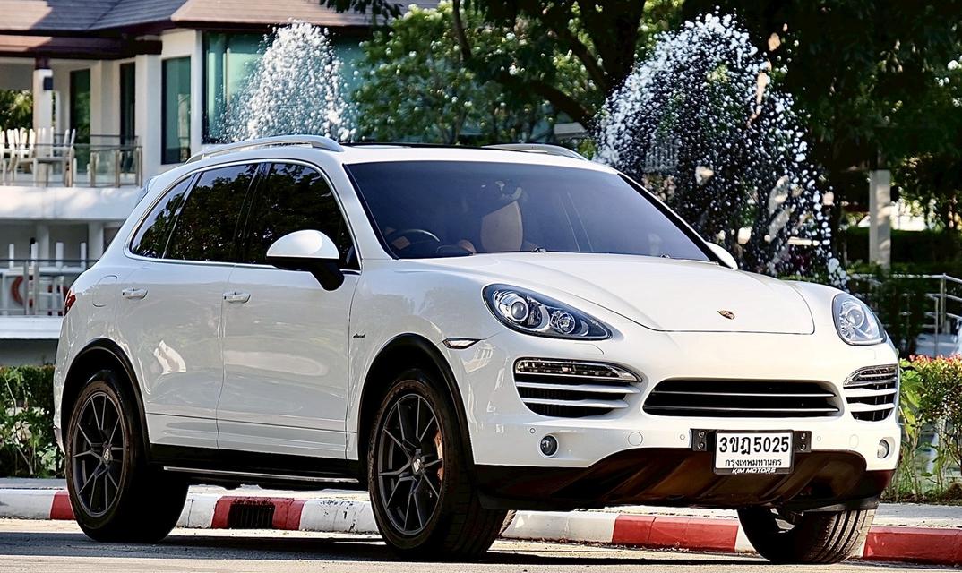Porsche Cayenne 3.0 V6 Diesel ZDL (ฝาดำ)