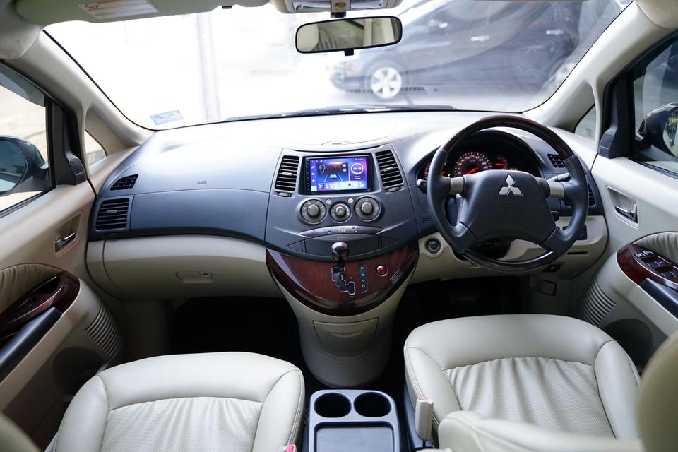 ðĐMITSUBISHI SPACE WAGON 2.4 GLS āļāļĩ 2011 14