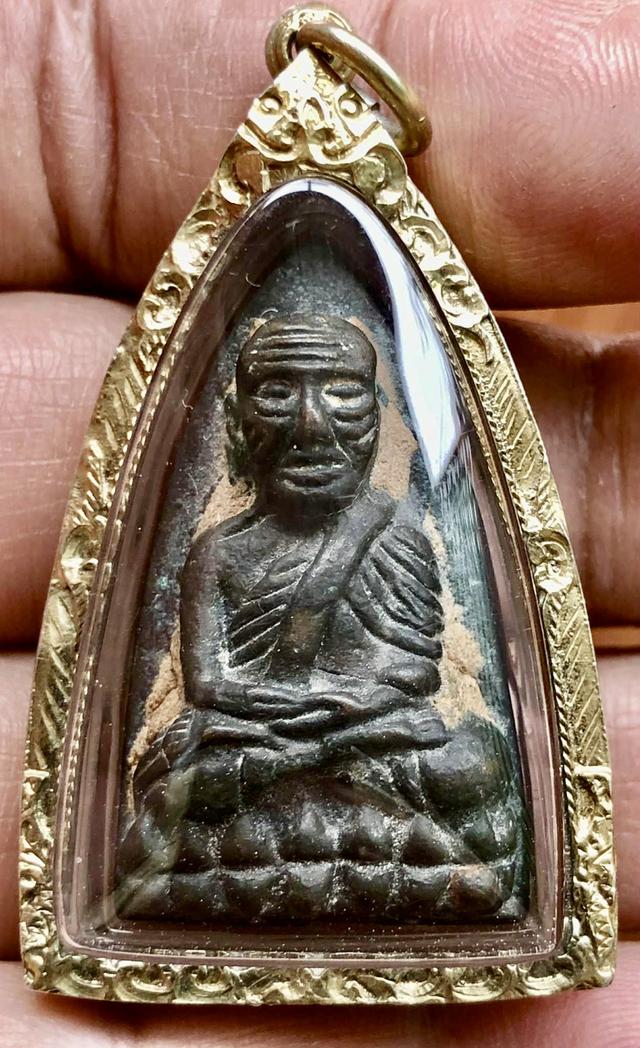 หลวงปู่ทวดเตารีด