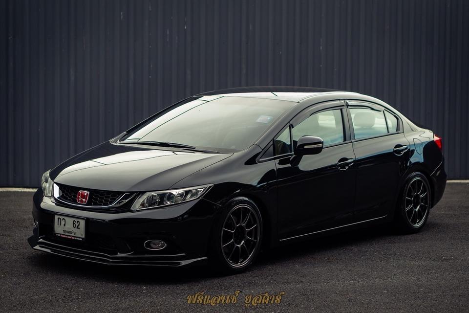 Honda civic FB 2013 E Nevi