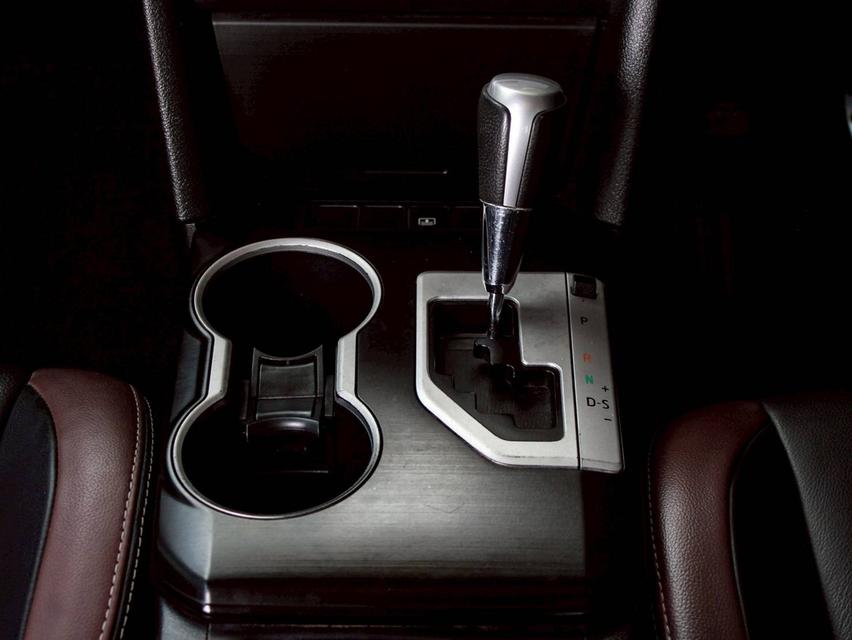 TOYOTA CAMRY AU 2.5G ESport A/T ปี 2015