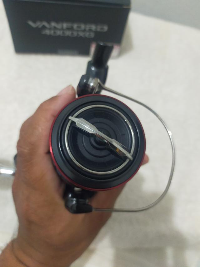 รอกตกปลา Shimano vanford 4000XG 6