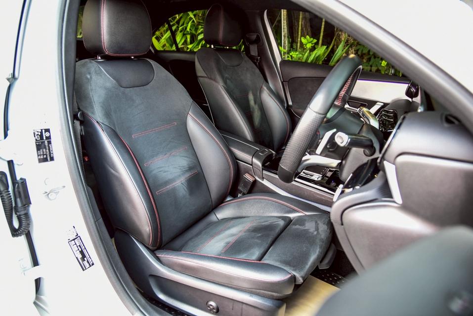 รหัสรถ CBL6803 Mercedes-Benz A200 1.3 AMG Dynamic W177 AT 2021