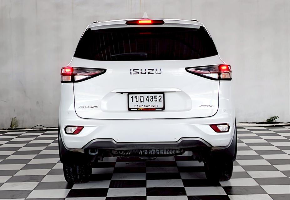 ISUZU MU-X 3.0 ULTIMATE 4WD ปี 2021 Mile 69,937 km. (999,000)