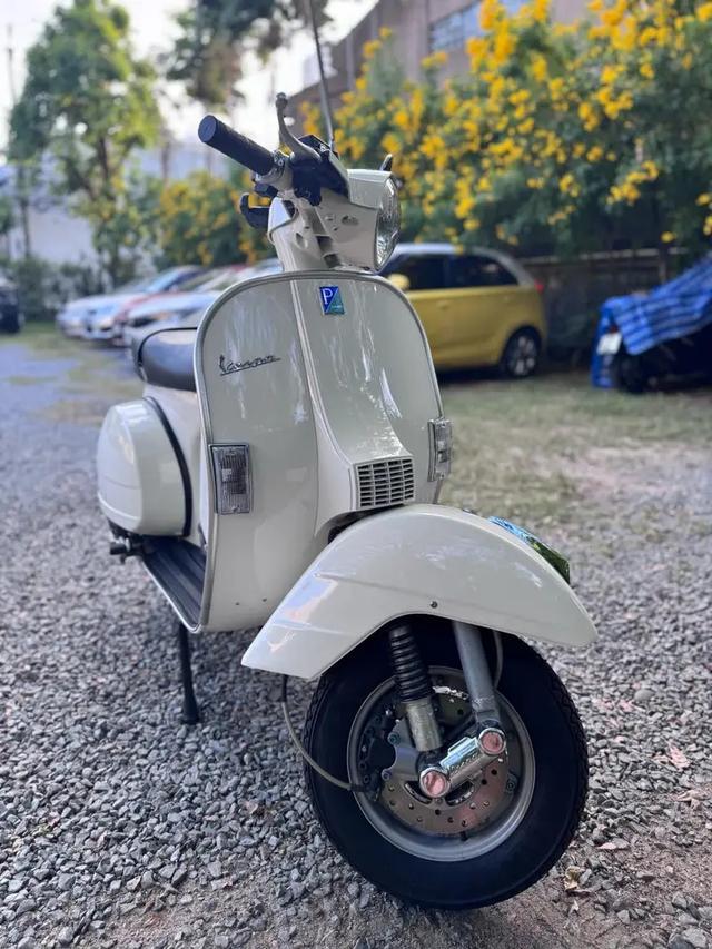 มอเตอร์ไซค์ราคาเบาๆ  Vespa PX 125 2