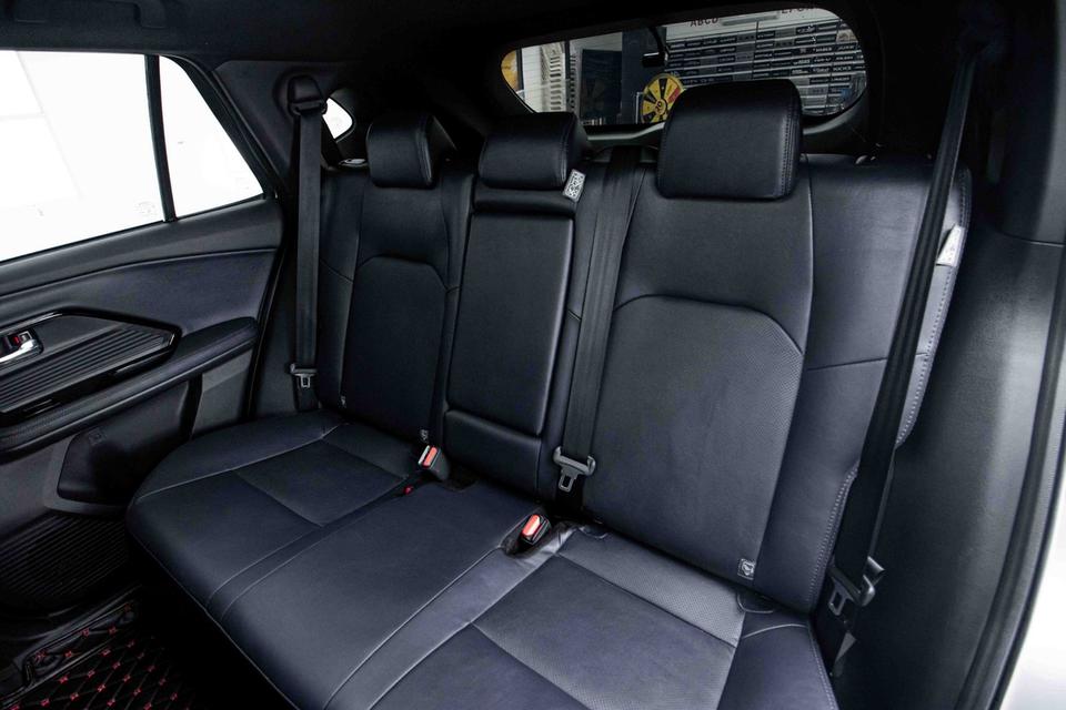 TOYOTA YARIS CROSS 1.5 PREMIUM LUXURY HEV 2023SUV Hybrid ยอดฮิต ประหยัด 23 km/L ไมล์ 38,xxx รูปที่ 12