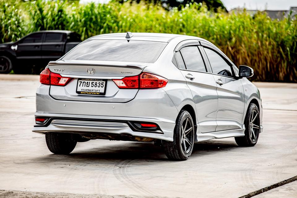Honda City 1.5S ปี 2018 สีเทา มือเดียวป้ายแดง  6