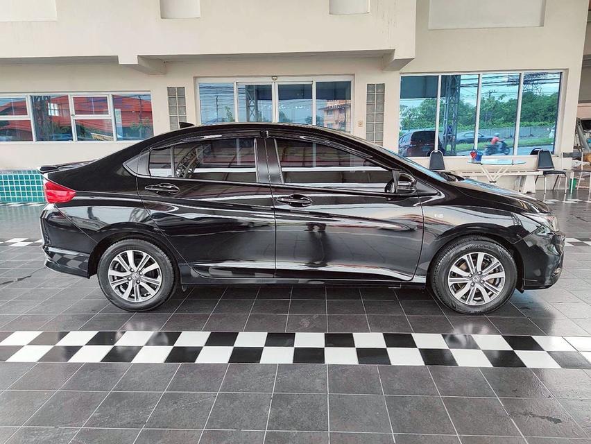 รหัสรถ KCY6972 HONDA CITY 1.5 V i-VTEC AUTO ปี 2017