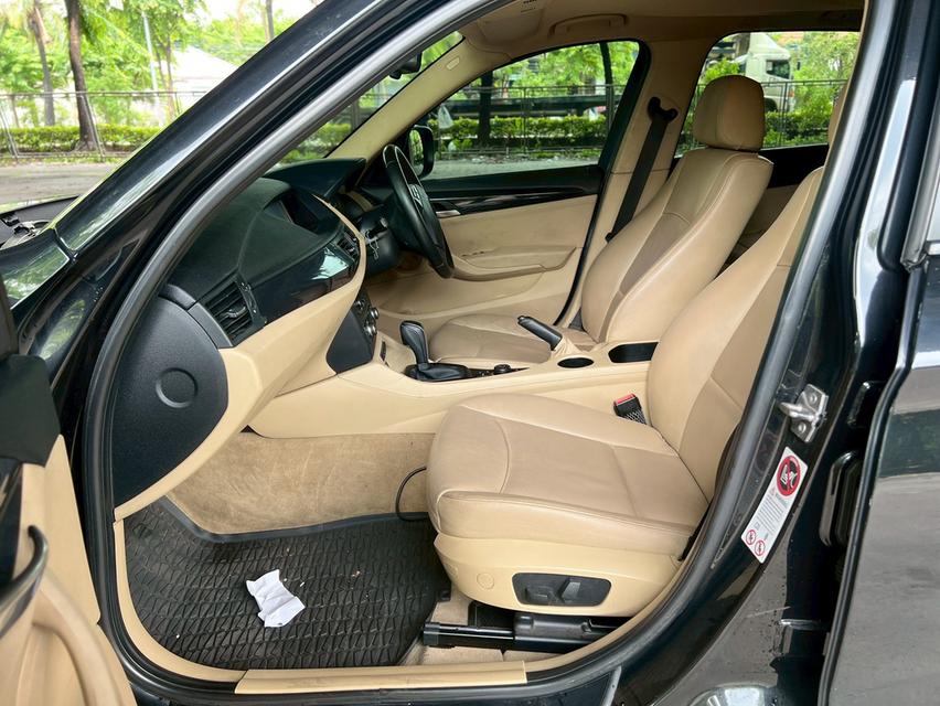 ขายรถ BMW X1 2.0 sDrive18i ปี 2012 สีดำ เกียร์ออโต้ 11
