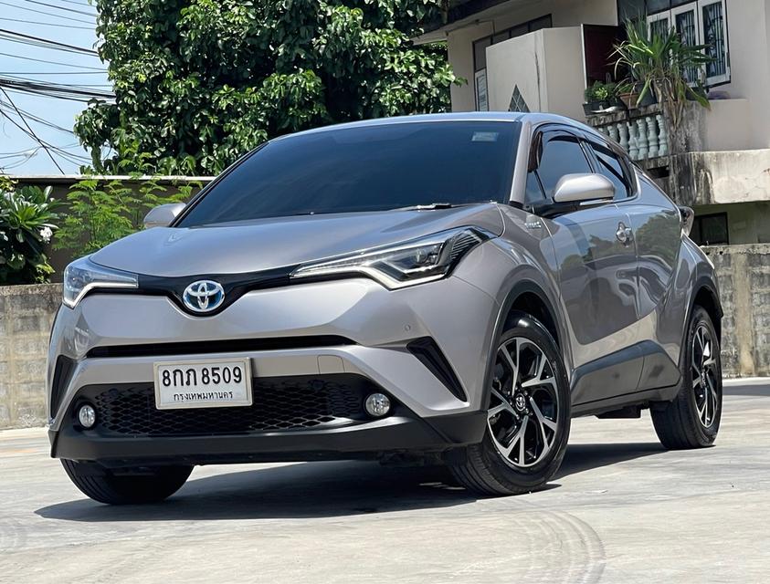 ขาย Toyota CHR 1.8Hybrid Mid ปี19