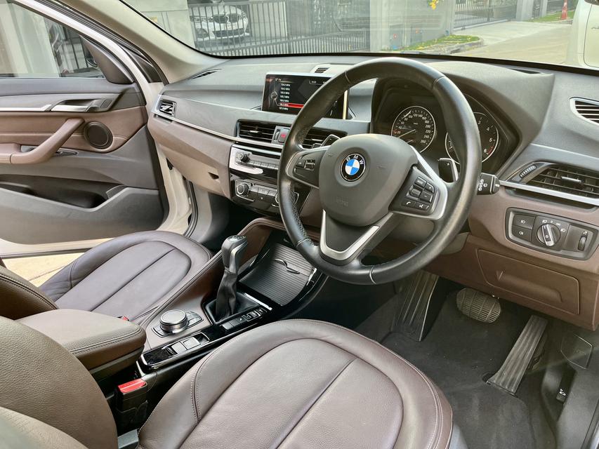 BMW X1 xdrive18d 6