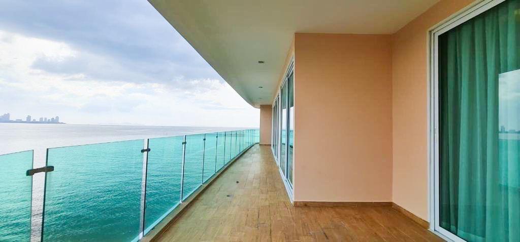 Paradise Ocean View Condo Pattaya 4
