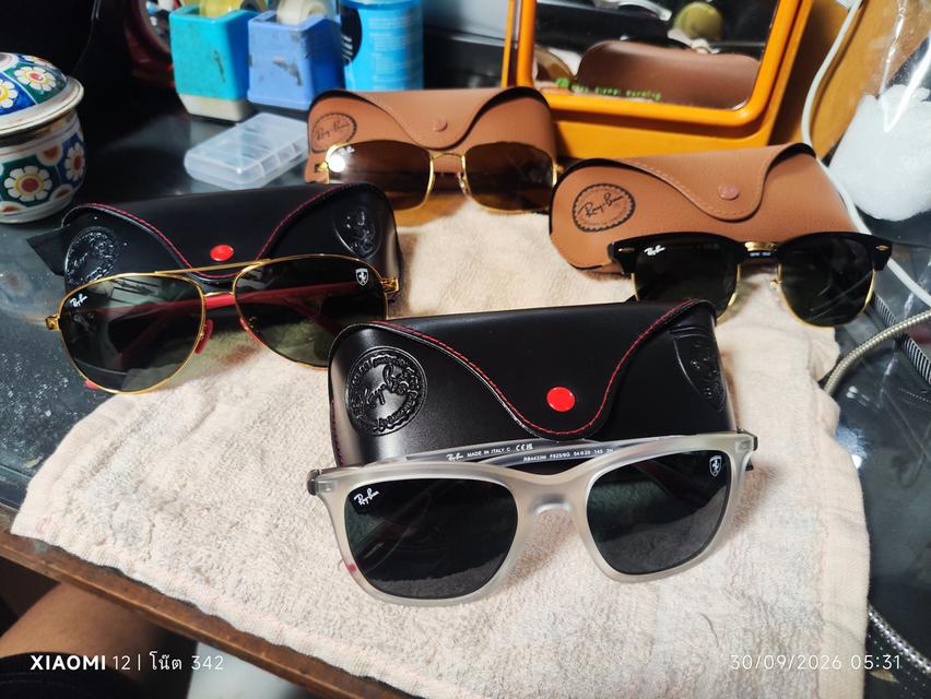 ขายรวมแว่น RayBan ของแท้ทุกตัวสภาพใหม่ไม่มีตำหนิ ต้องการใช้เงินด่วนถึงขายเหมายกชุดขายถูกมากจริง เป็นของสะสมส่วนตัวครับ