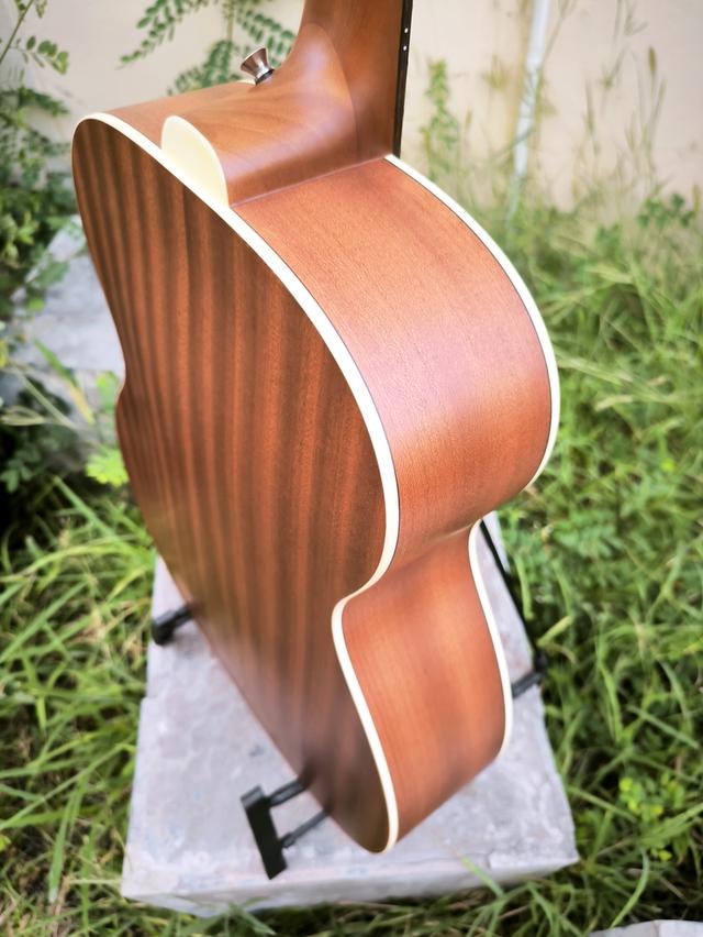 Guild OM-240E กีตาร์โปร่งไฟฟ้า รูปที่ 9