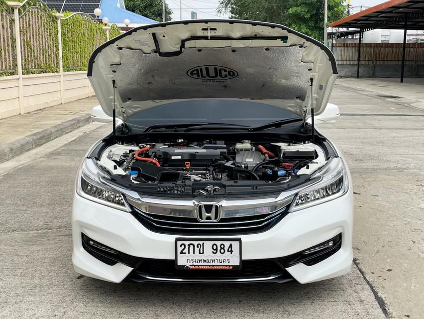ขาย Honda Accord 2.0 Hybrid ปี16 16