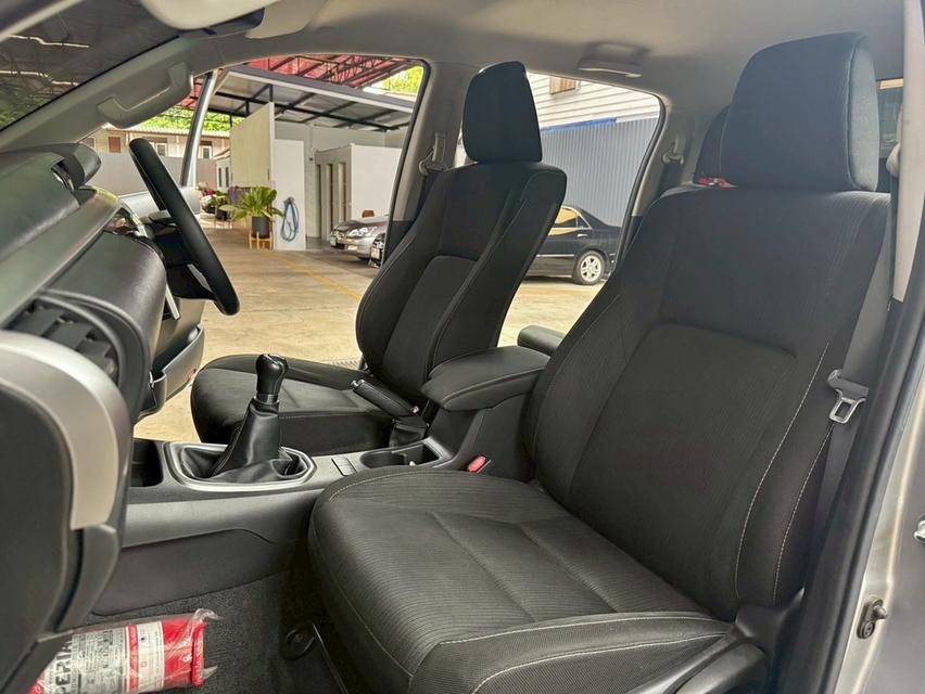 TOYOTA REVO 2.4 E PLUS 4WD DOUBLECAB ปี 2020  14
