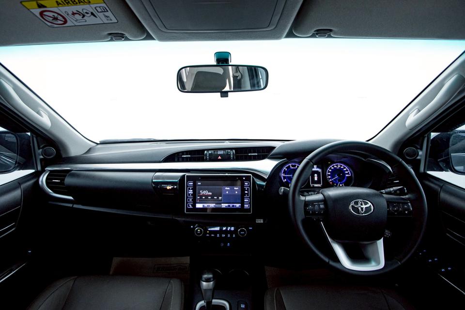 TOYOTA REVO 2.8 G NAVI PRERUNNER DOUBLECAB  2015  13
