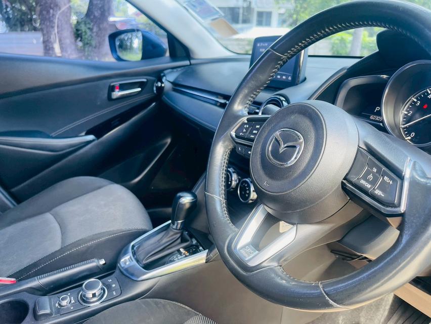  Mazda 2 1.3 High Connect 2018 รถบ้าน รายได้ประจำรับผ่านบัญชี ไม่มีเครดิต จัดได้เต็ม 10