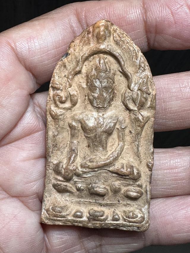 พระเนื้อดิน ยอดขุนพล