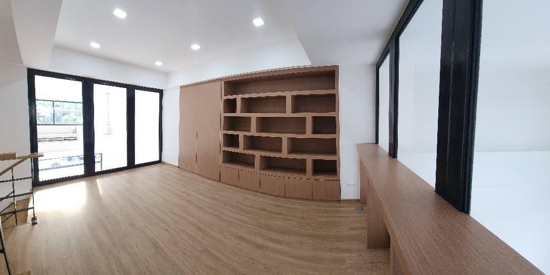 เช่า โฮมออฟฟิส สไตล์โมเดิร์น 3.5 ชั้น โครงการ H-Cape Biz Sector อ่อนนุช สุขาภิบาล 2 13