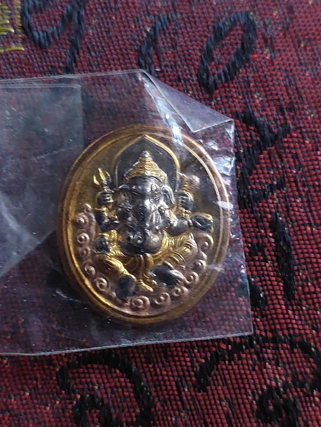 เหรียญพระพิฆเนศ กรมศิลปากร ปี 2547 เนื้อชุบ 3k 1
