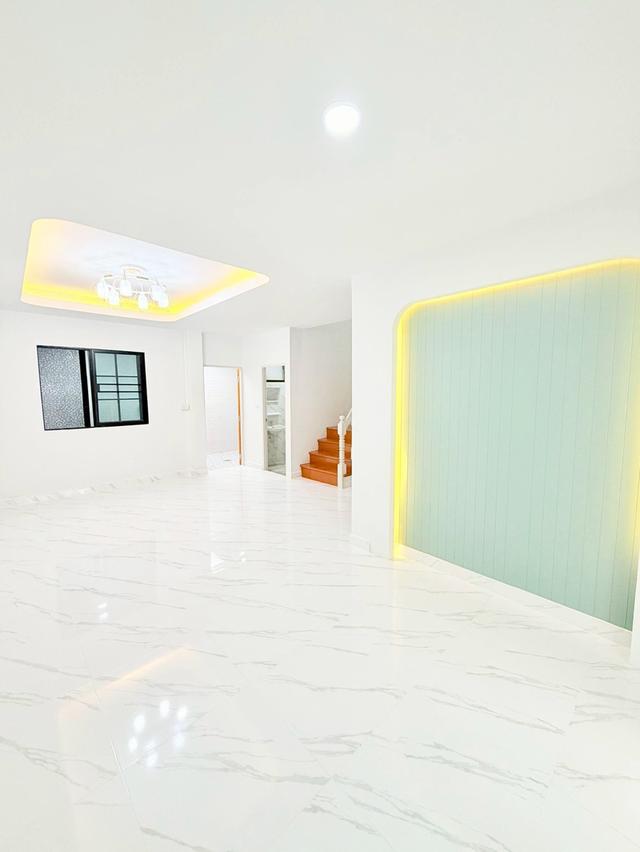 ขายทาวน์เฮ้าส์ หมู่บ้านพฤกษาบี ซ. 28/3 (โทรสอบถามราคา) 2