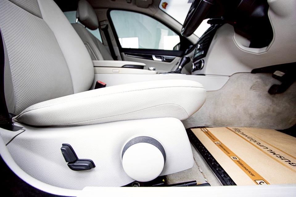 รหัสรถ 5B705 BENZ C200 CGI  W204 1.8 2014 4