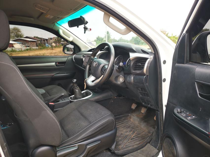 Toyota Revo Prerunner Cab 2.4 ปี 2016 ⭐️ 3