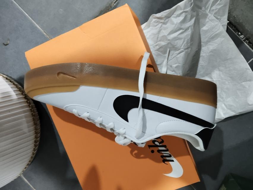รองเท้า nike สภาพ 100% ยังไม่ได้เคยใส่เลย รูปที่ 2