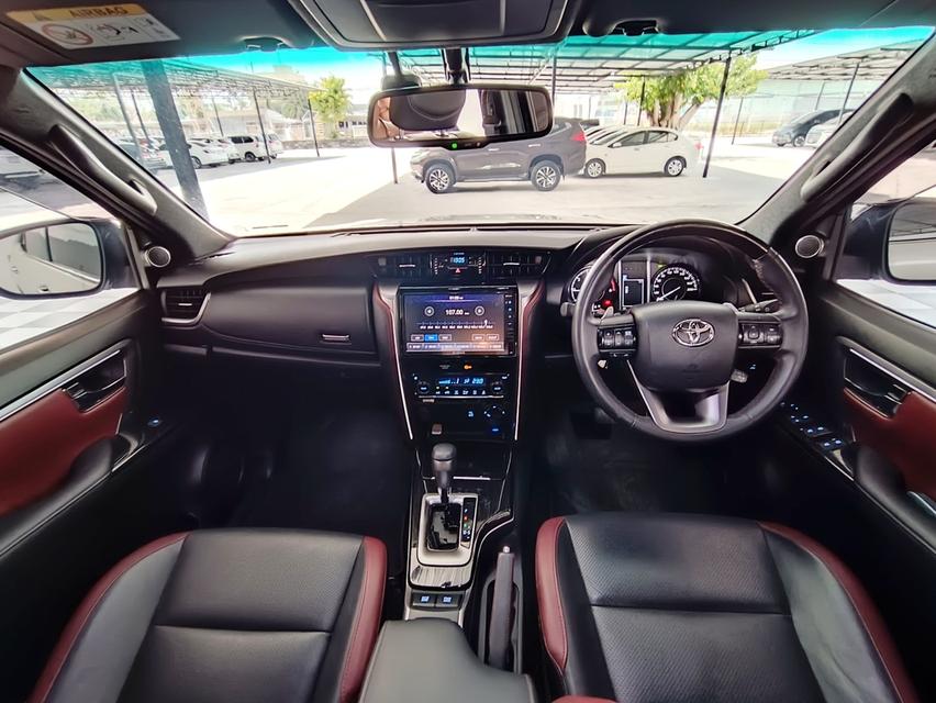 FORTUNER LEGENDER 2.4 V 4WD ปี 2021 ✅ ฟรีค่าจัด-ค่าโอน ✅ ฟรีประกันภัย ✅ ฟรี พรบ 14