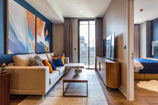 Muniq Langsuan – คอนโดหรู ใจกลางต้นสน ใกล้สวนลุม  9