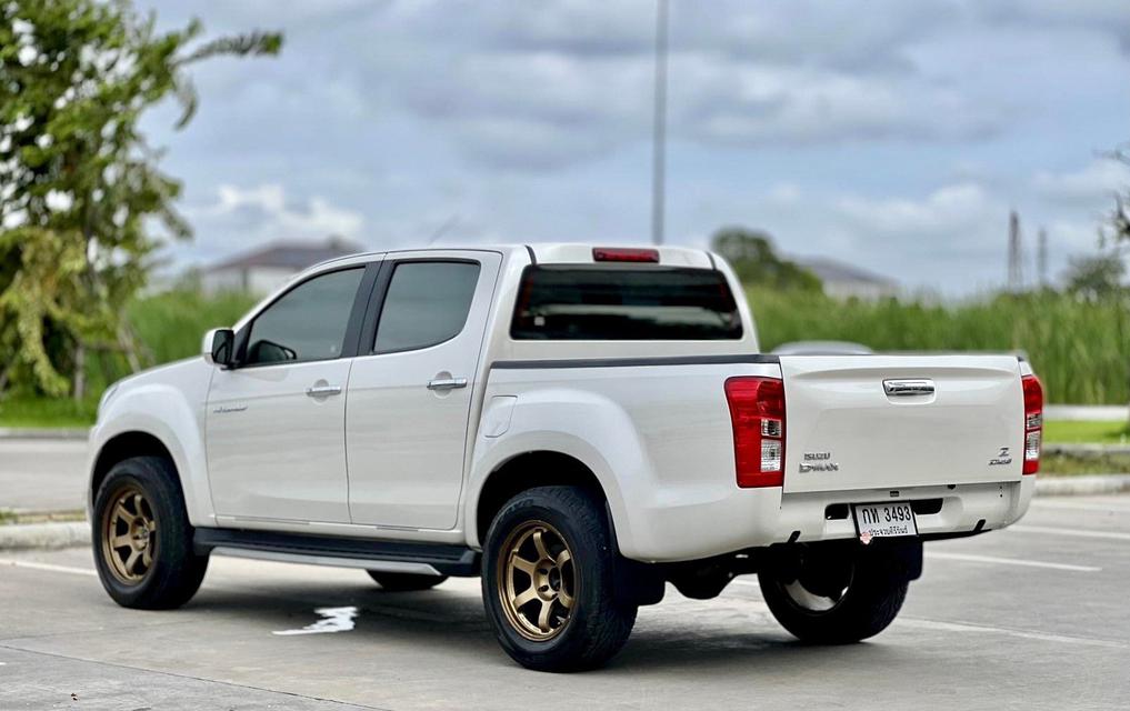 2019 ISUZU D-MAX 1.9 Ddi Z Stealth  5