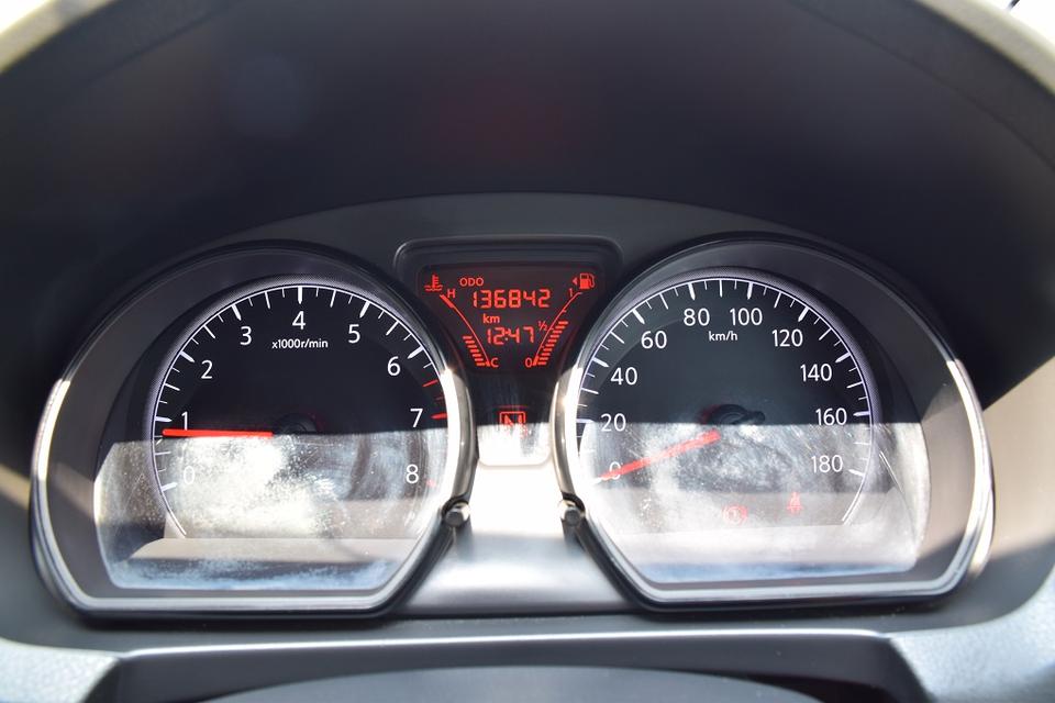 ตัวท็อปรถบ้านมือเดียว ฟรีดาวน์ NISSAN NOTE 1.2VLปี17 เกียร์ออโต้ พุตสต๊าท กุญแจคีเรท 2ชุดเบาะหนังแท้แอร์จอ ขับดีมากประหยัดน้ำมัน กล้อง360โทร0957401229 รูปที่ 5