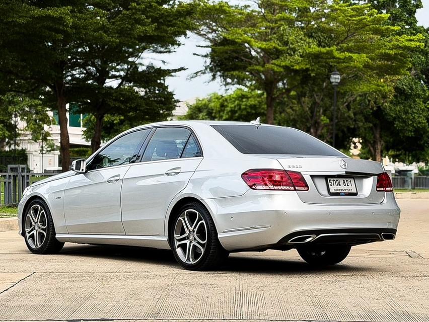 Benz E200 Edition E W212 Facelift ปี 2016 เจ้าของเดียว ใช้งานน้อย เบนซินล้วน หายาก รูปย่อยที่ 4