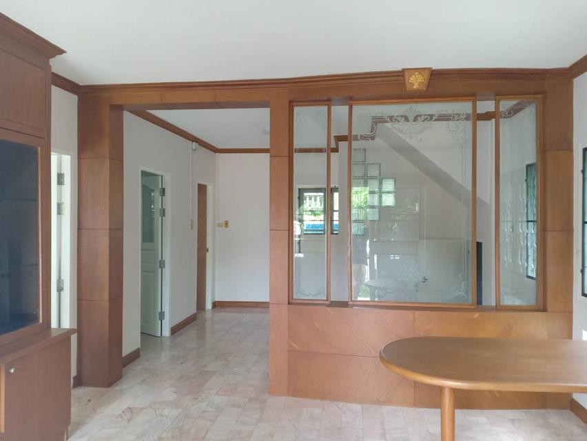 บ้านเดี่ยว 2 ชั้น 3 ห้องนอน 2 ห้องน้ำ 1 ห้องทำงาน 2