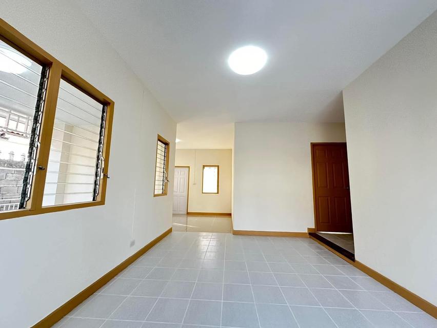 ขายบ้านเดี่ยวชั้นเดียวรีโนเวทใหม่ โครงการแลนด์แอนด์ เฮ้าส์ ราคา 1,990,000 บาท โซนหนองจ๊อม หมู่บ้าน ปาริชาติ เ 11