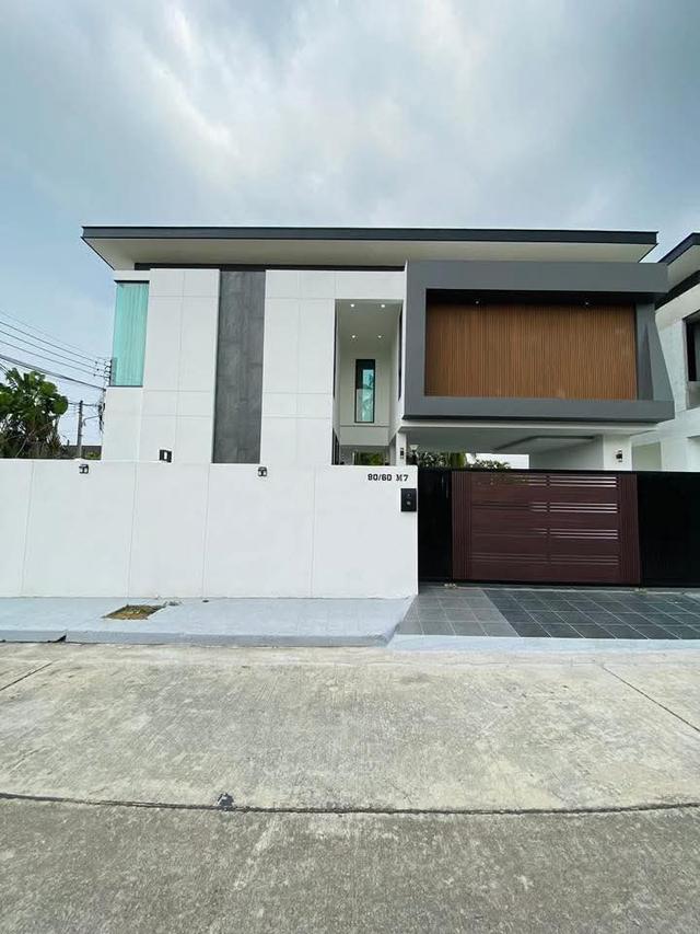 Modern 2 story pool villa for sale 3