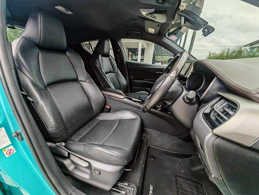 2018 TOYOTA C-HR 1.8HI HYBRID 12