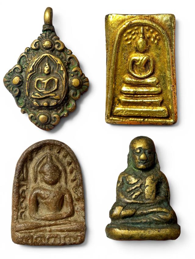 พระเก่า องค์ละ 450 สนใจองค์ไหนทักมาได้ค่ะ