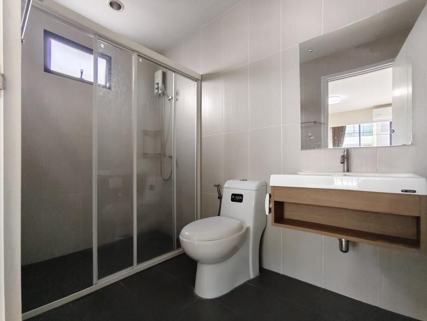 ขายทาวน์โฮมมือสองนนทบุรี โครงการ เดอะคอนเนคอัพ 3 รัตนาธิเบศร์ 17 (The Connect Up 3 Rattanathibet 17) หลังมุม ใกล้รถไฟฟ้าสายสีม่วงสถานี แยกนนทบุรี1 15