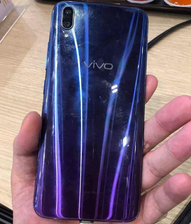 ส่งต่อ Vivo V11 ใช้งานดี 1