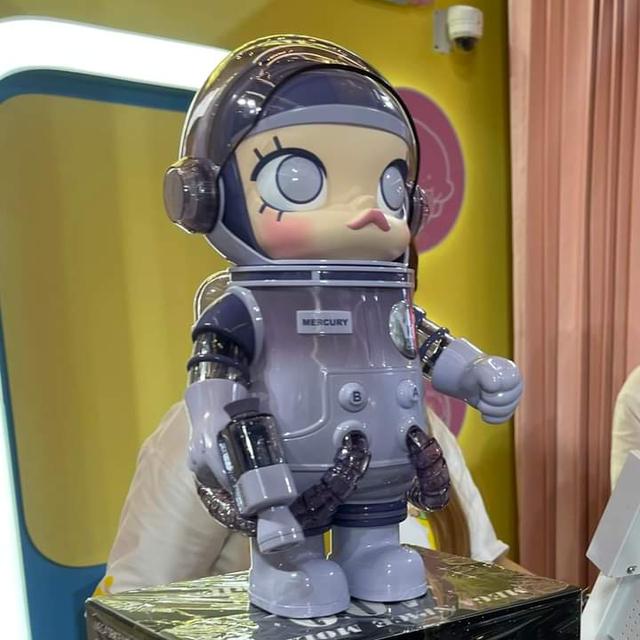 MOLLY Planet 400% Series Blind Box