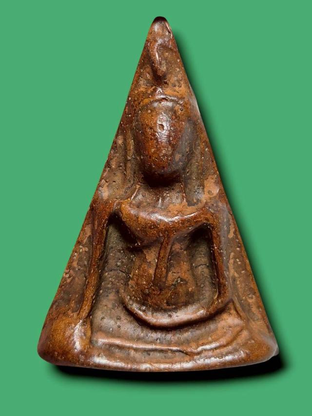 พระนางพญาเปิดเช่าบูชา