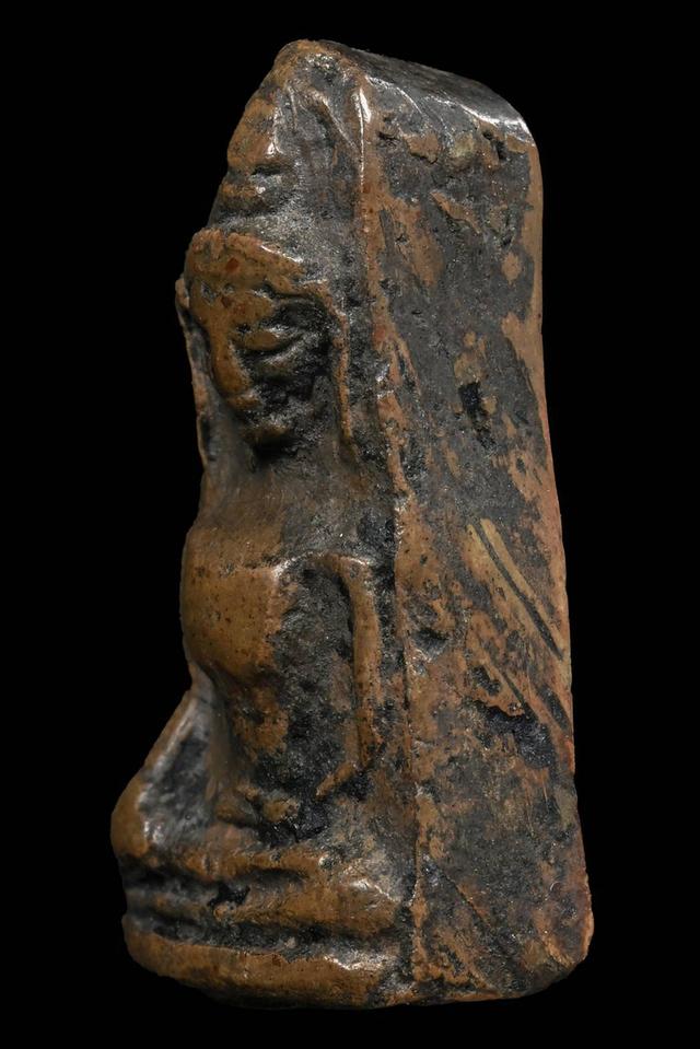 พระผงสุพรรณ พิมพ์หน้าแก่ วัดพระศรีรัตนมหาธาตุ สุพรรณบุรี