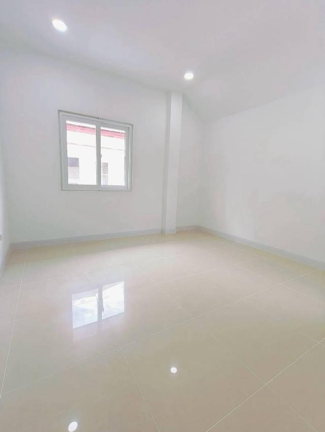 บ้านแฝดฟังก์ชันเหมือนบ้านเดี่ยว ลำลูกกา คลอง 4 7
